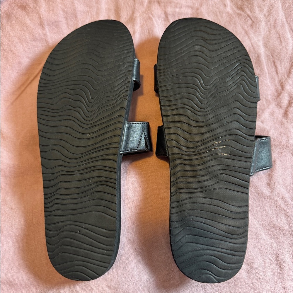 Reef Black Women's Sandals sz 9 like new - Picture 7 of 8